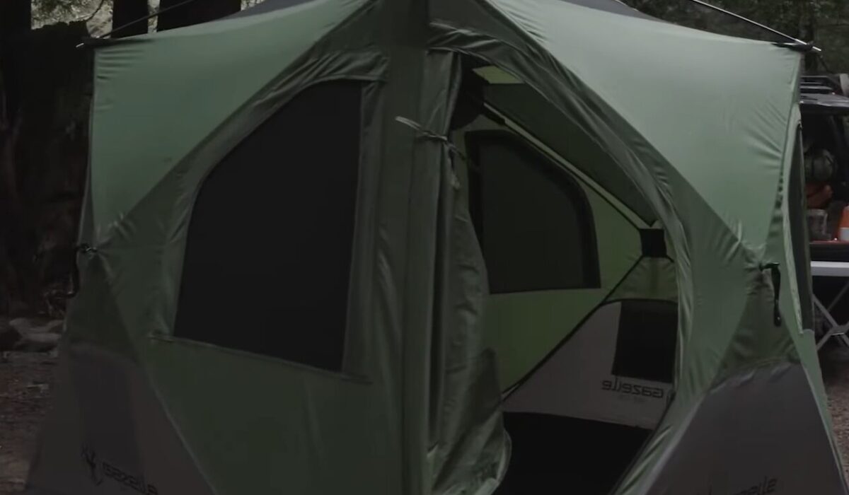 Cabin tent green