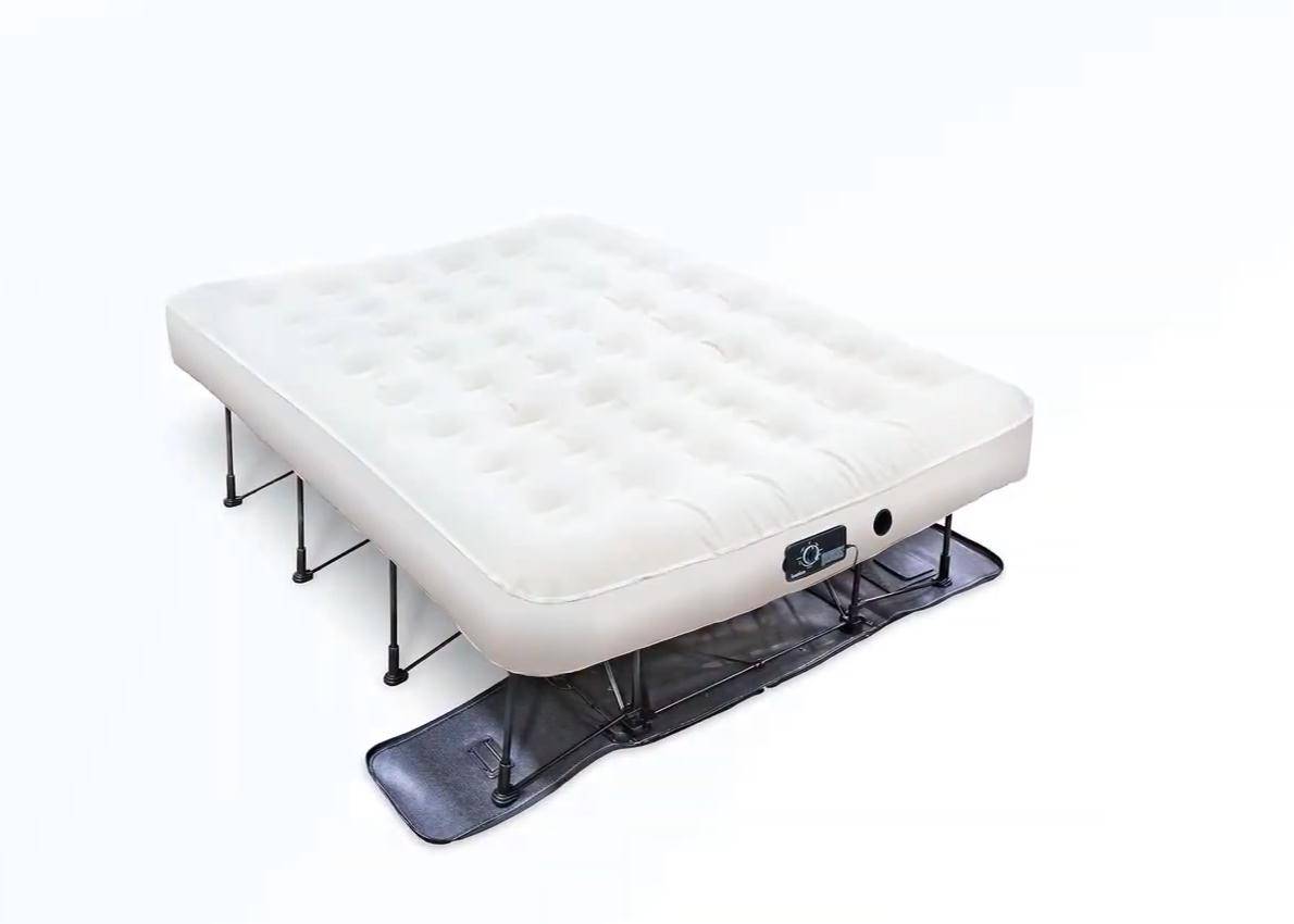You are currently viewing Best Camping Cots for Couples in 2024: Cozy Up Under the Stars: