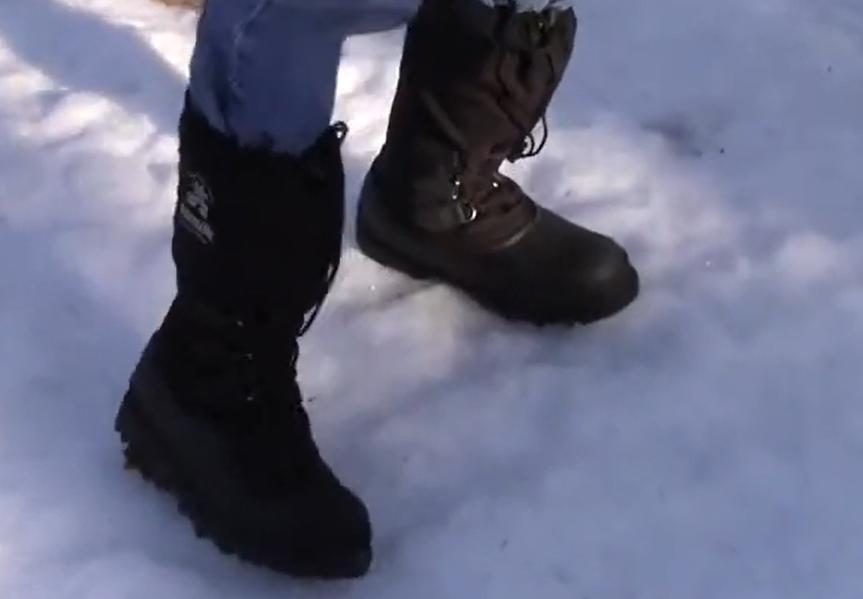 You are currently viewing Snow Boots vs Hiking Boots: Winter’s Footwear Showdown