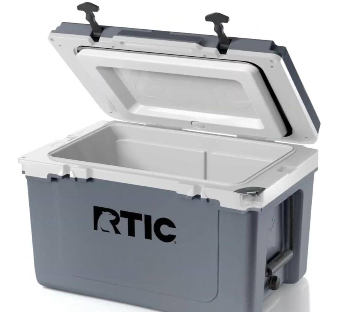 You are currently viewing Best Cheap Rotomolded Coolers: Top Picks and Reviews for 2024