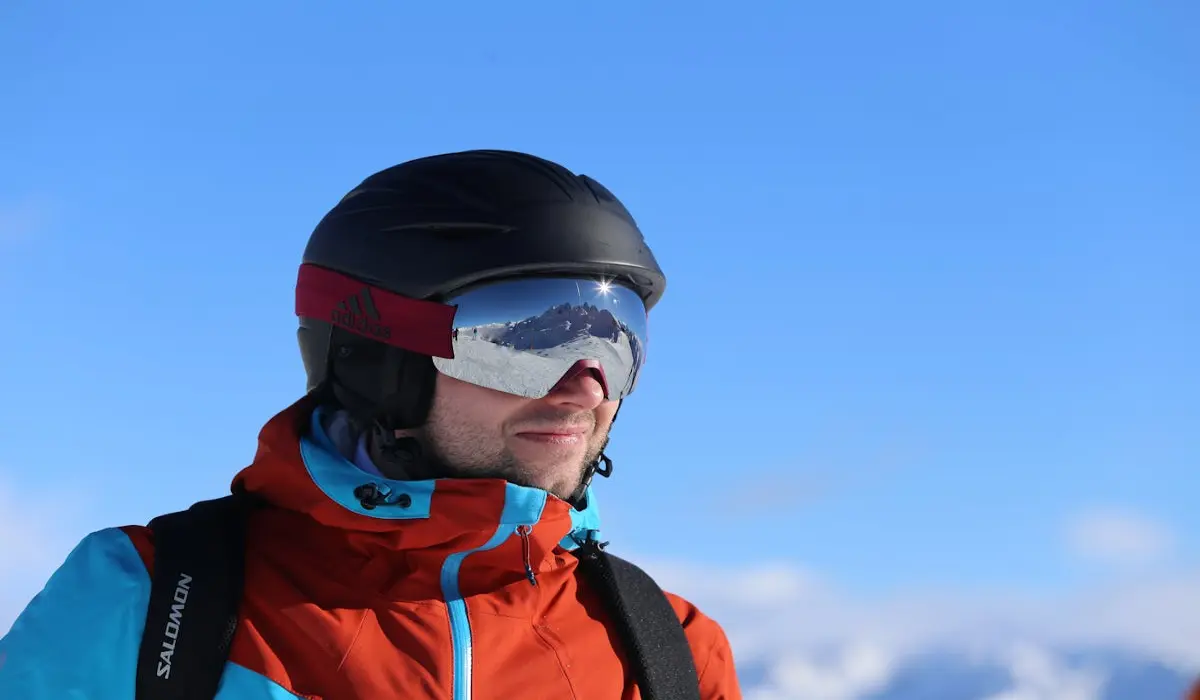 Skiing helmets for first time skiing