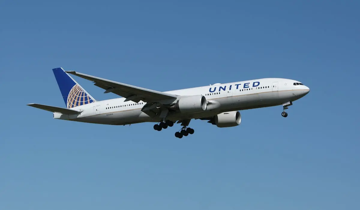 United Airlines Rules for hiking poles